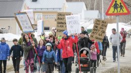 Föräldrarna i Norråker fortsätter kämpa för förskolan. Foto: Privat